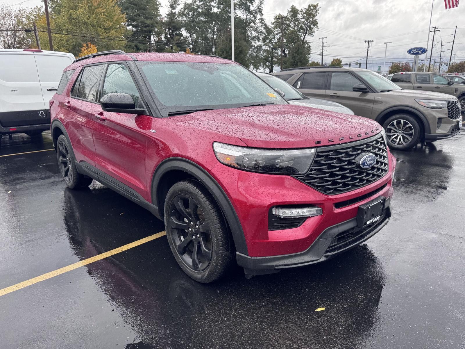 2023 Ford Explorer ST-Line