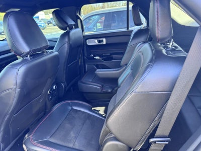 2024 Ford Explorer ST-Line