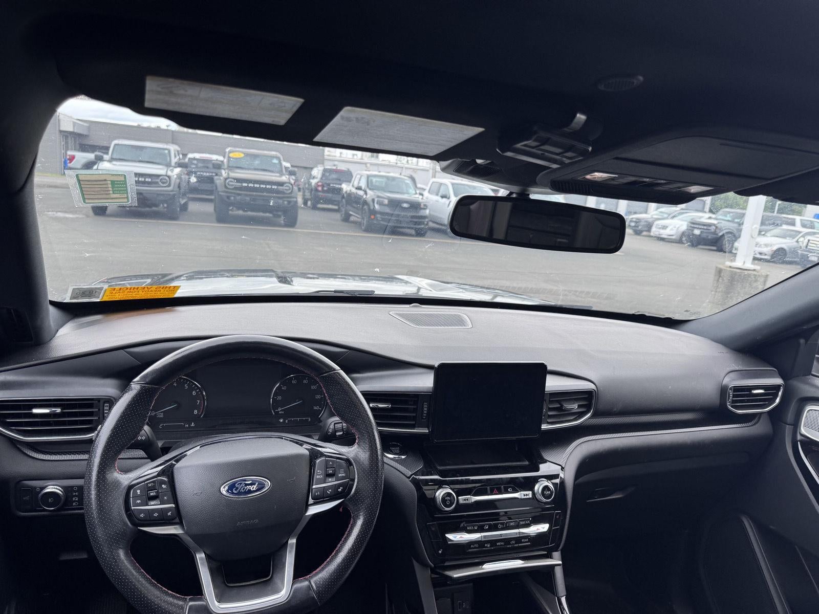 2022 Ford Explorer ST-Line
