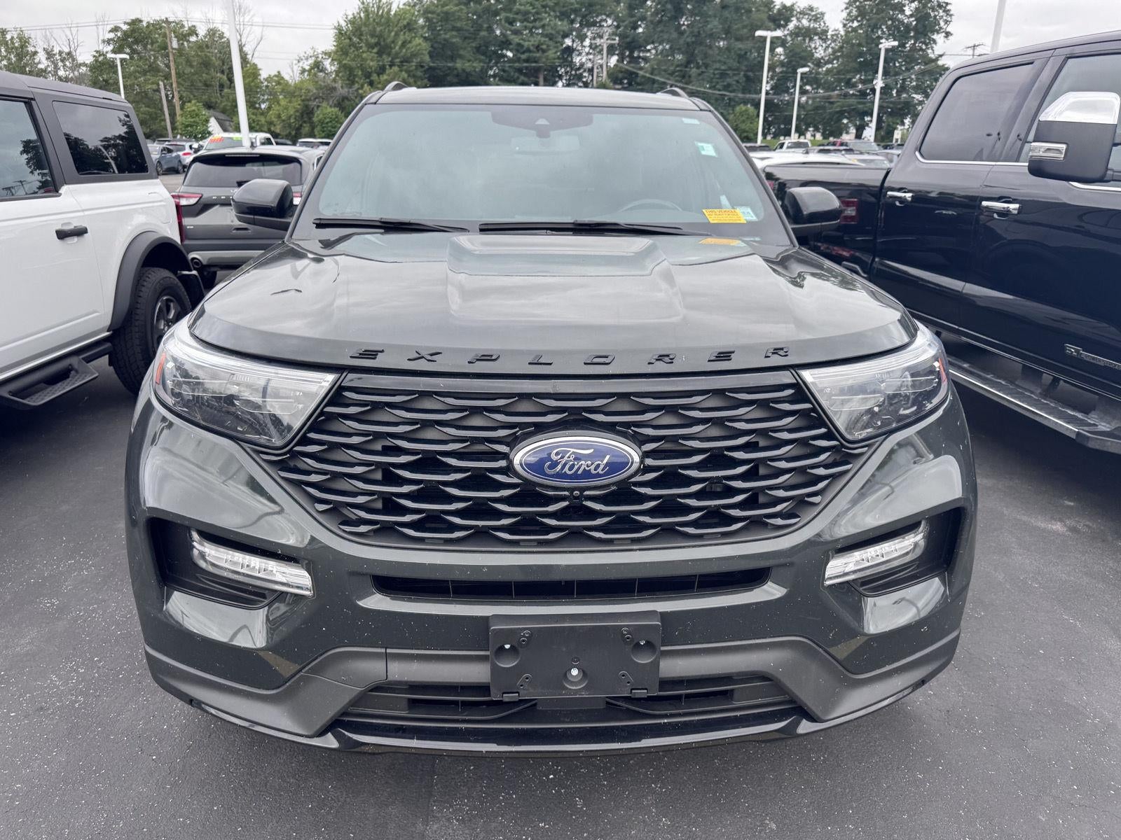 2022 Ford Explorer ST-Line