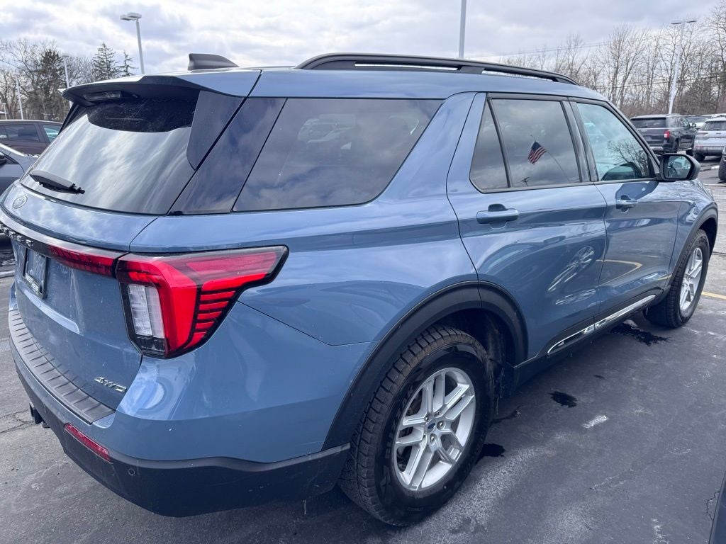 2025 Ford Explorer Active
