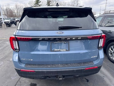 2025 Ford Explorer Active