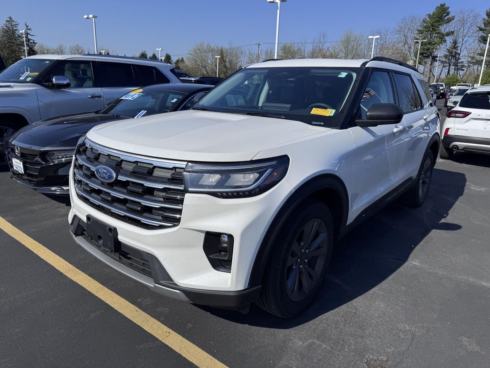 2026 Ford Explorer Active w/200A Pkg