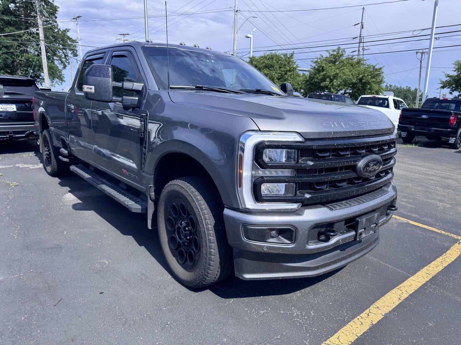 2024 Ford Super Duty F-350 SRW LARIAT