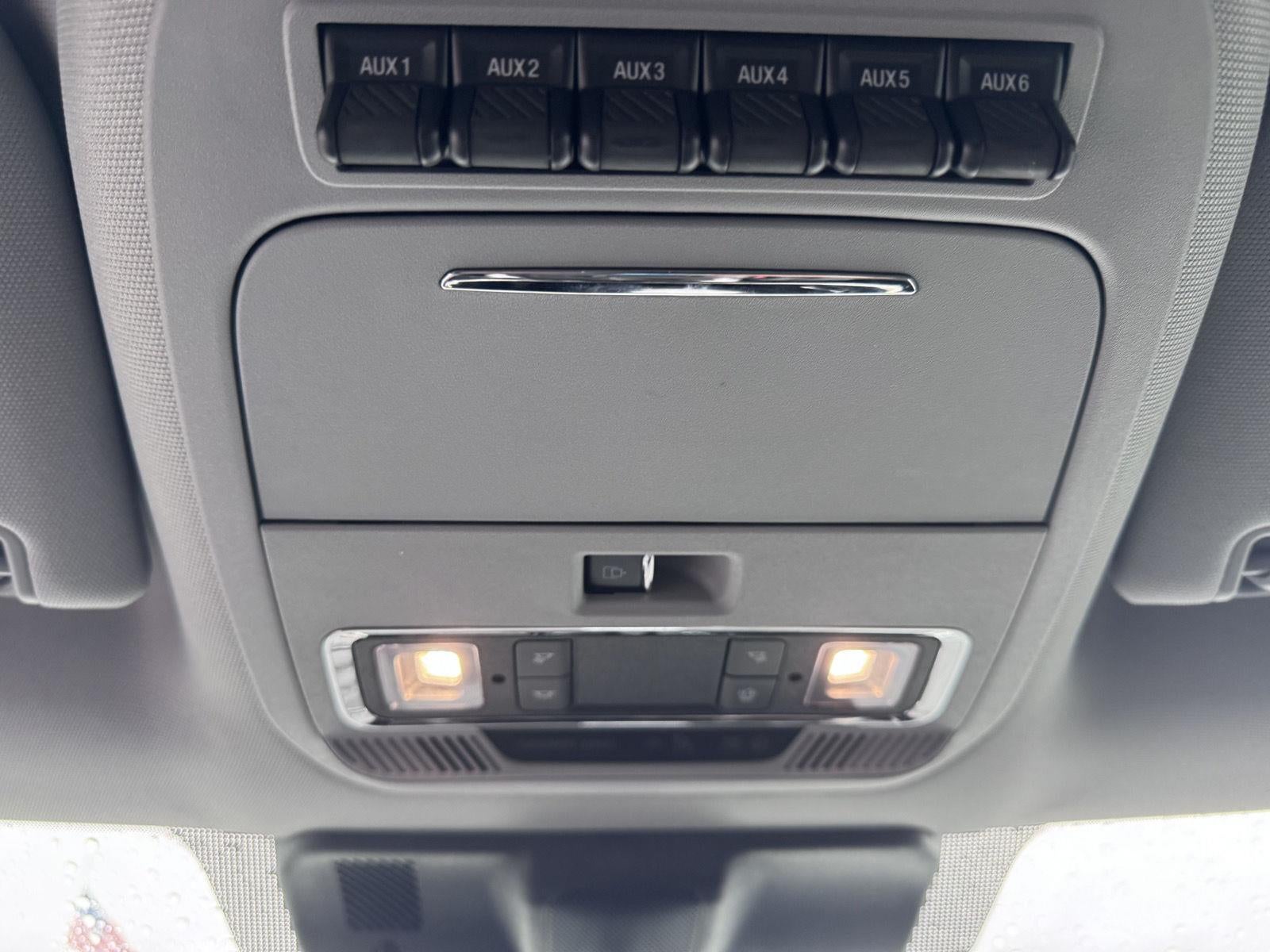 2023 Ford Super Duty F-350 Lariat