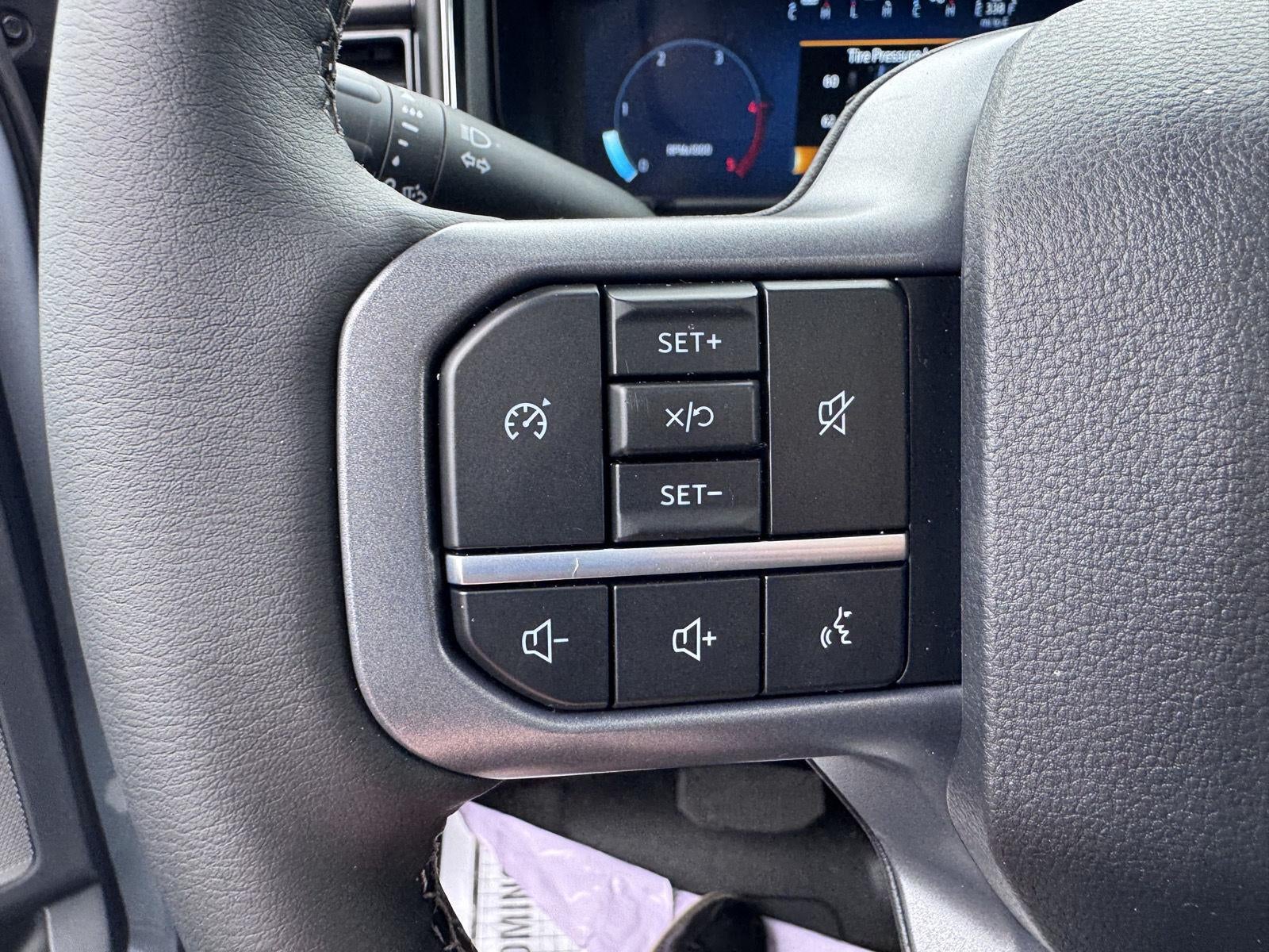 2026 Ford Super Duty F-350 Lariat
