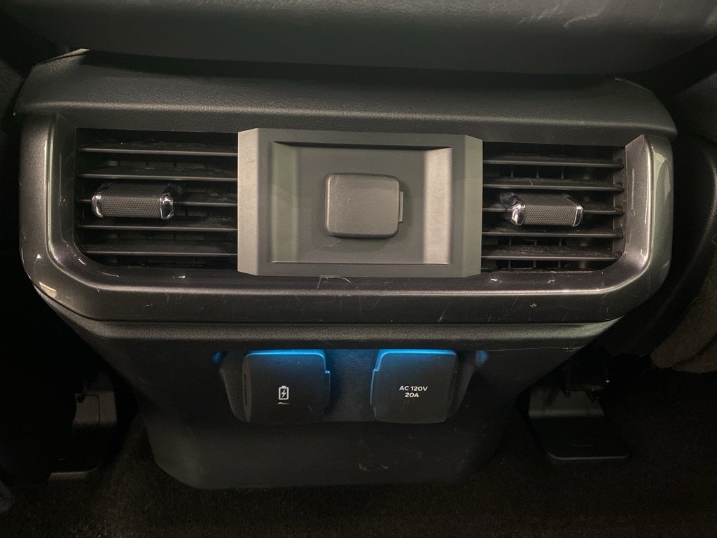 2022 Ford F-150 XLT SuperCrew