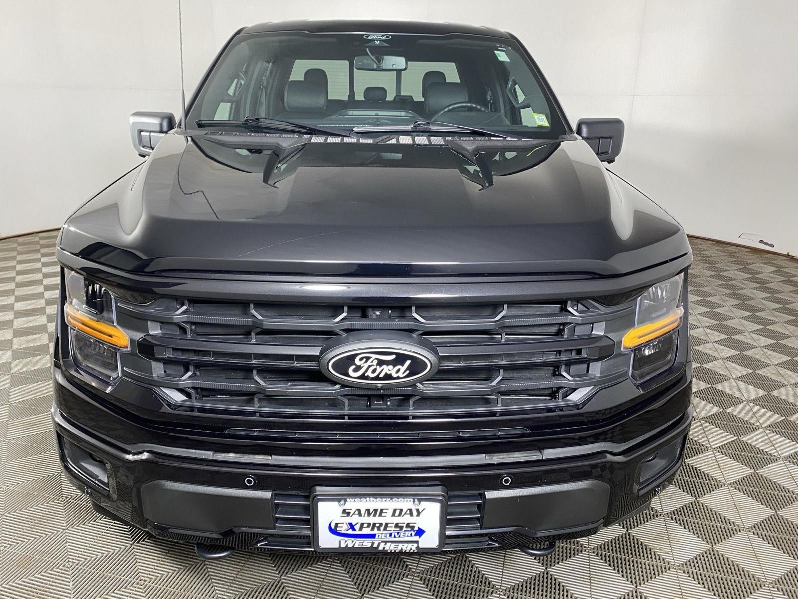 2025 Ford F-150 Base