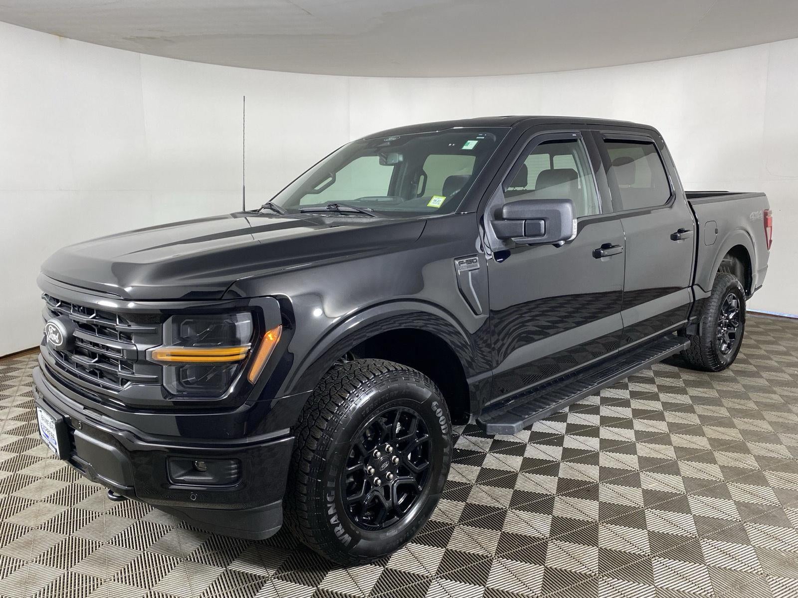 2025 Ford F-150 Base