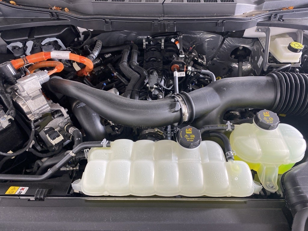 2025 Ford F-150 XLT SuperCrew