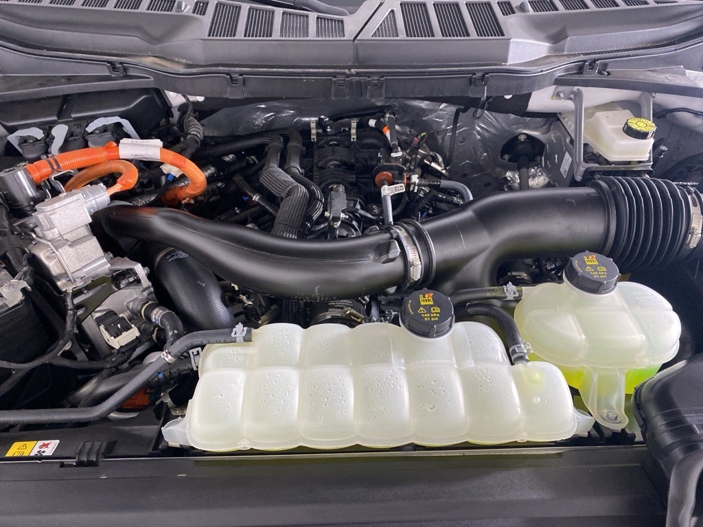 2025 Ford F-150 XLT SuperCrew