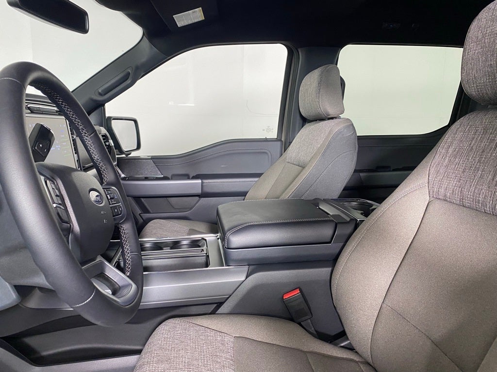 2025 Ford F-150 XLT SuperCrew