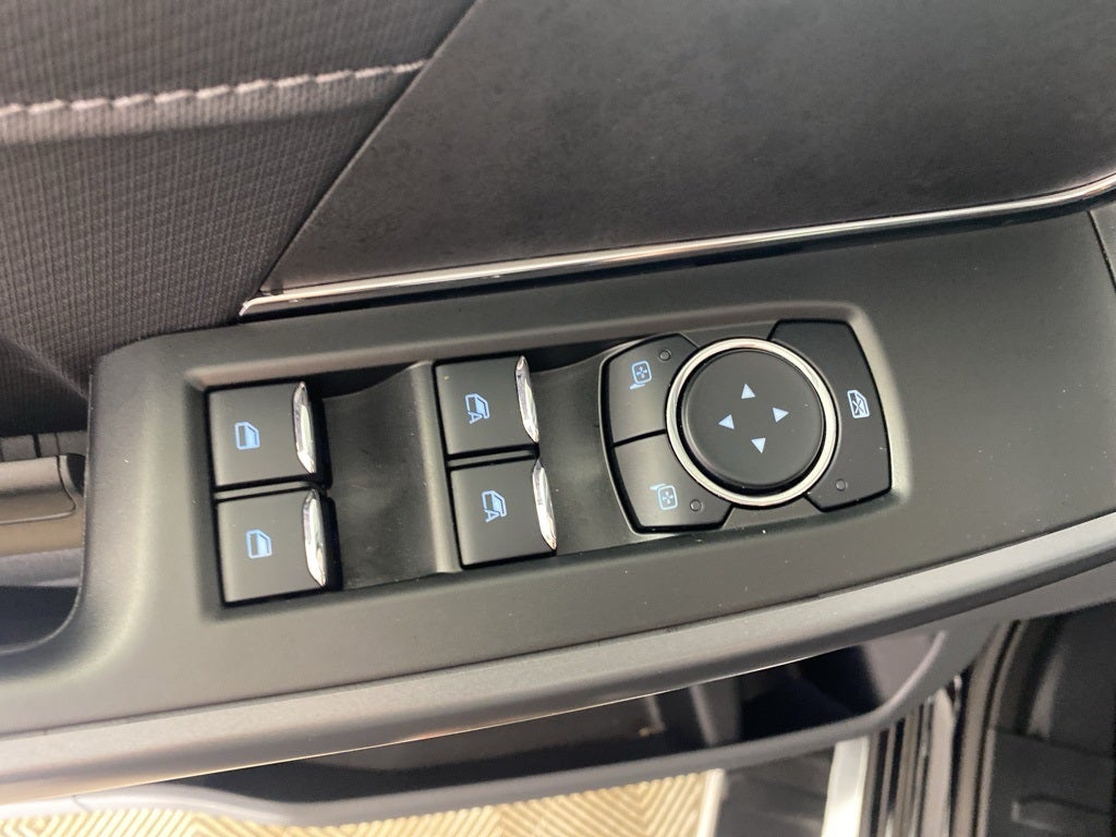 2025 Ford F-150 XLT SuperCrew