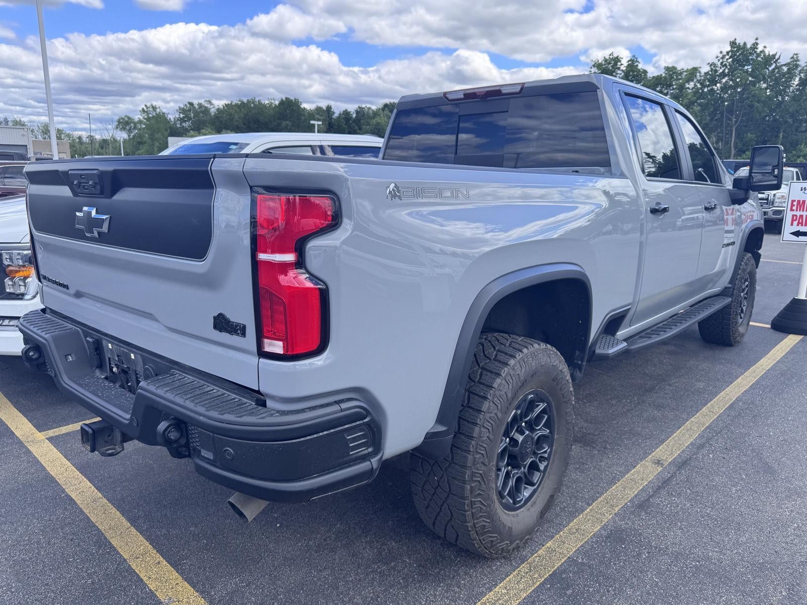 2025 Chevrolet Silverado 2500HD ZR2