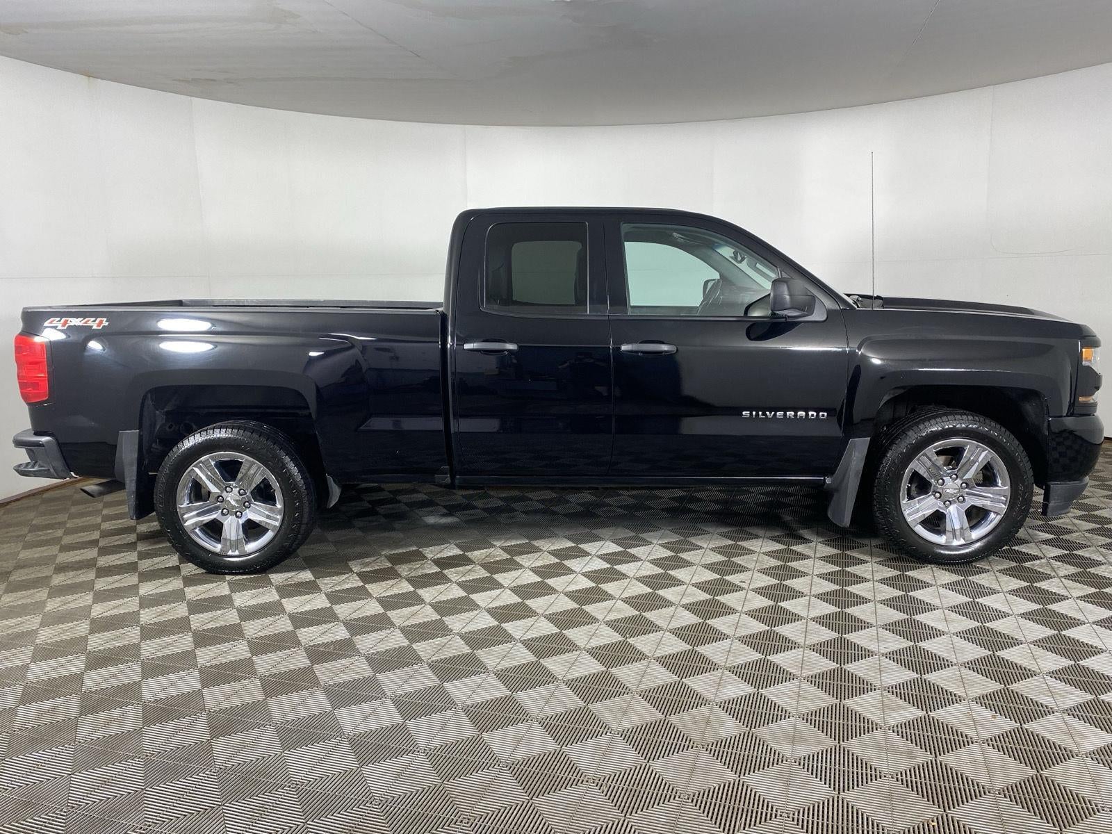 2017 Chevrolet Silverado 1500 Custom