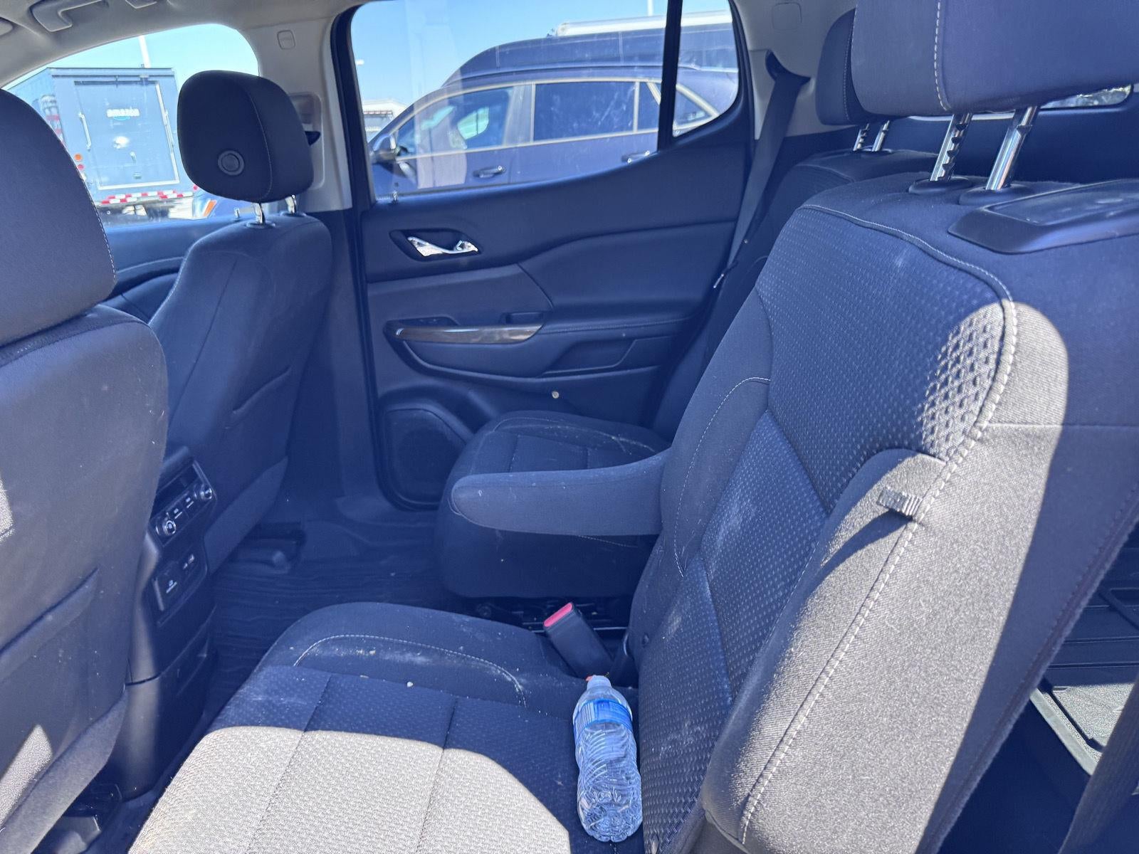 2022 GMC Acadia SLE