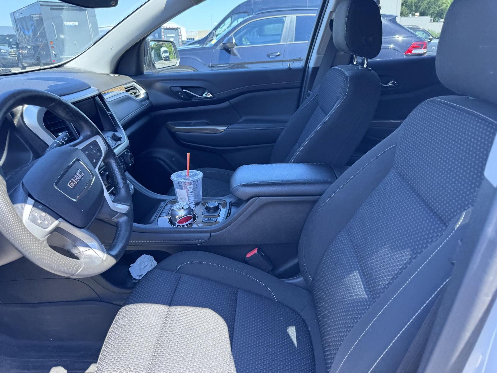 2022 GMC Acadia SLE