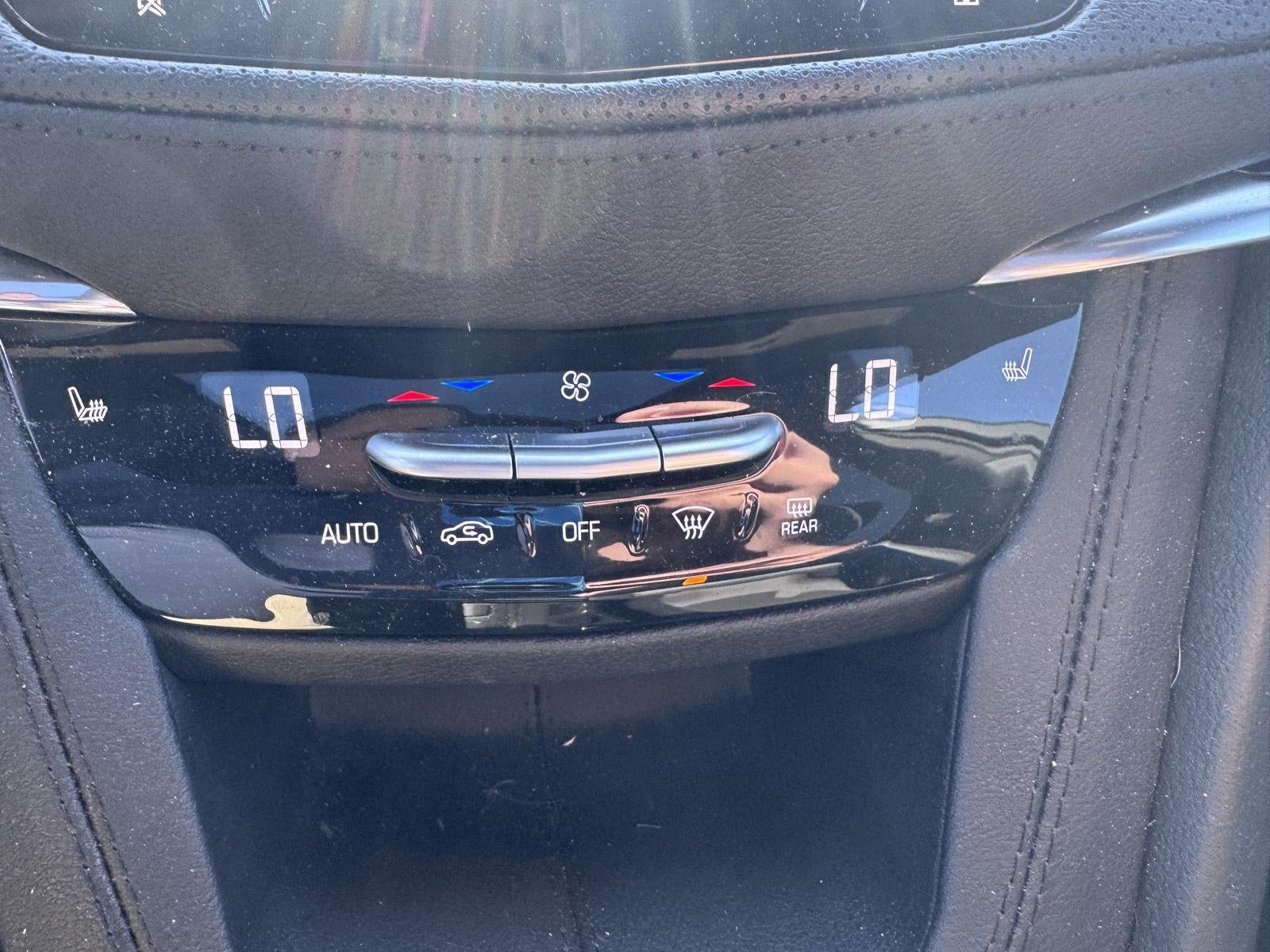 2023 Cadillac XT5 AWD Premium Luxury