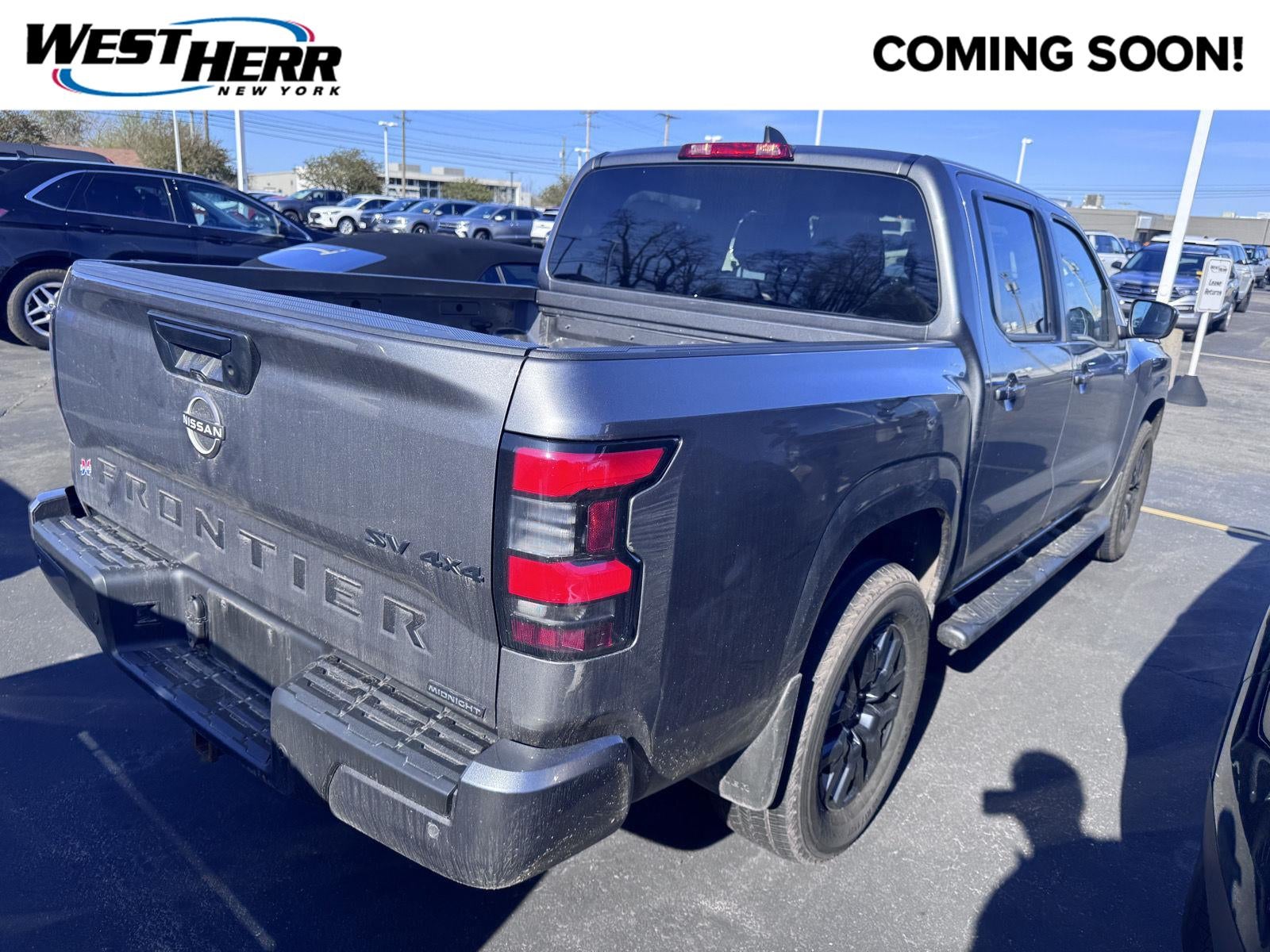 2023 Nissan Frontier SV