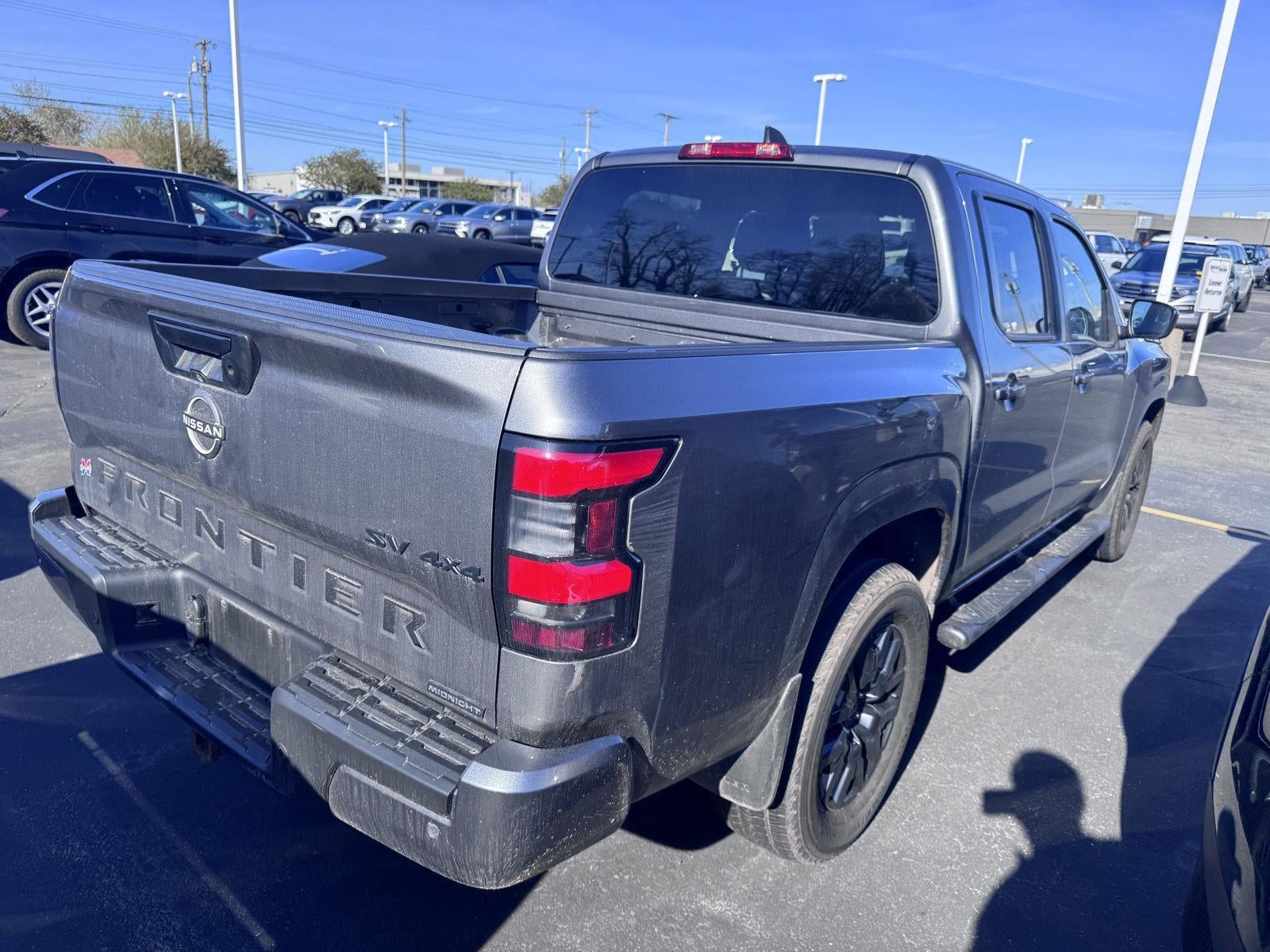 2023 Nissan Frontier SV