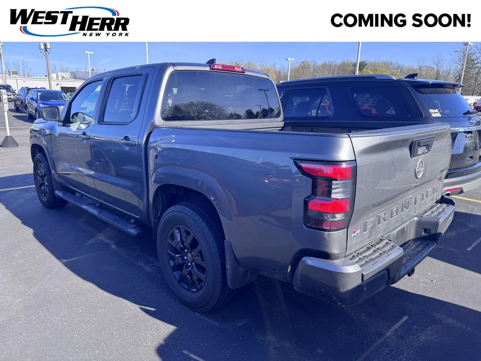 2023 Nissan Frontier SV