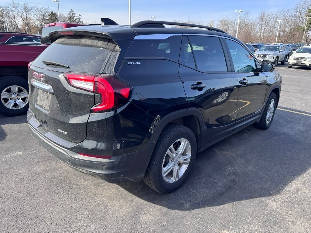 2023 GMC Terrain SLE