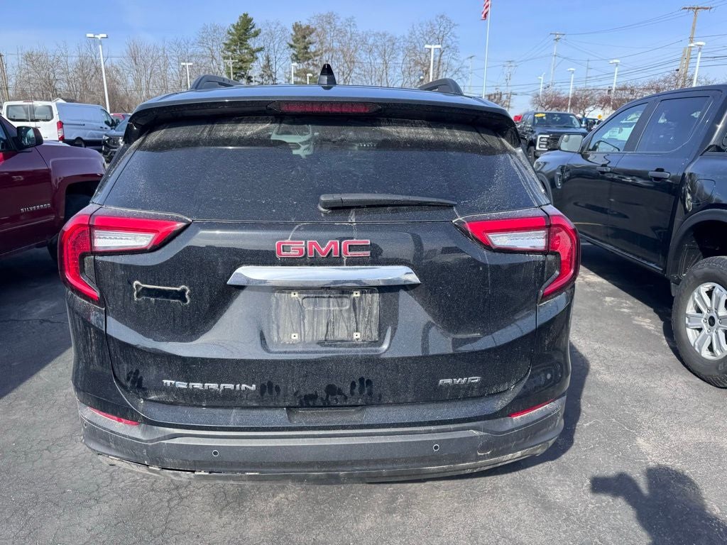 2023 GMC Terrain SLE