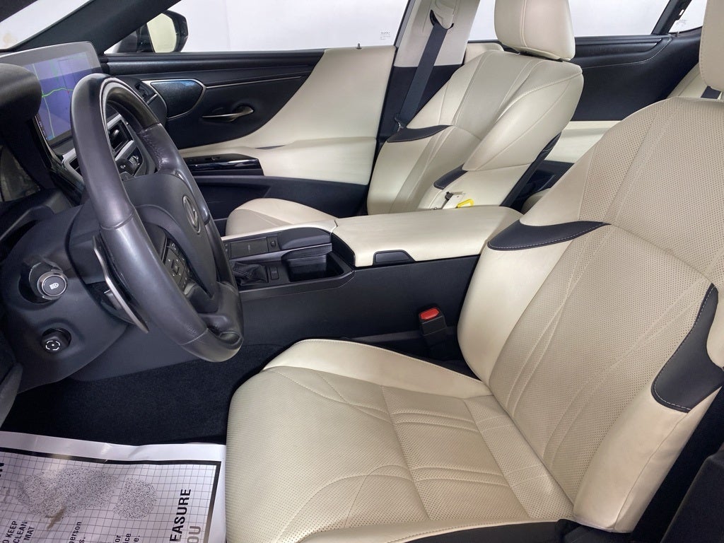 2022 Lexus ES 350 Ultra Luxury