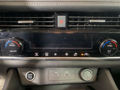 2022 Nissan Rogue SV