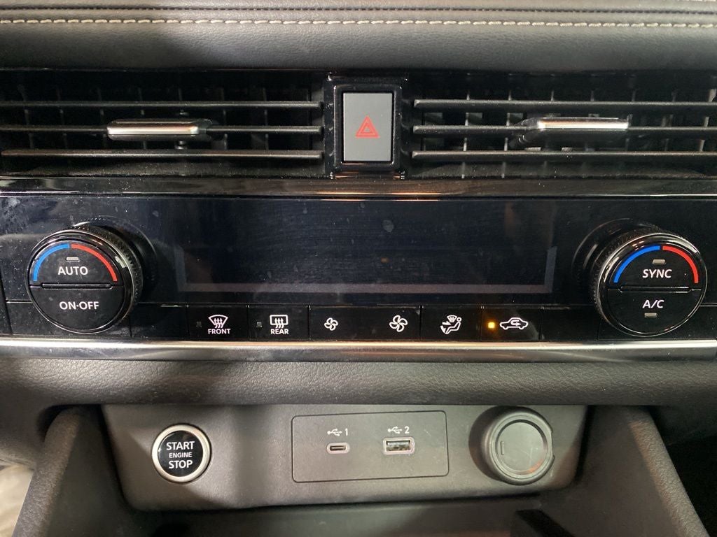 2022 Nissan Rogue SV