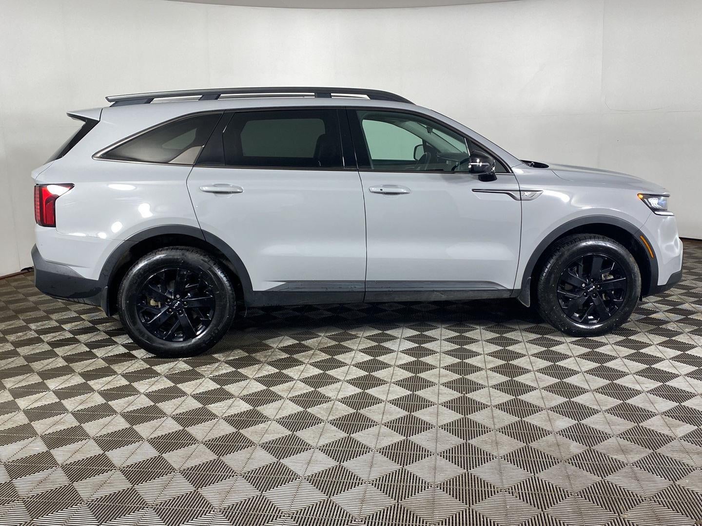 2023 Kia Sorento X-Line S