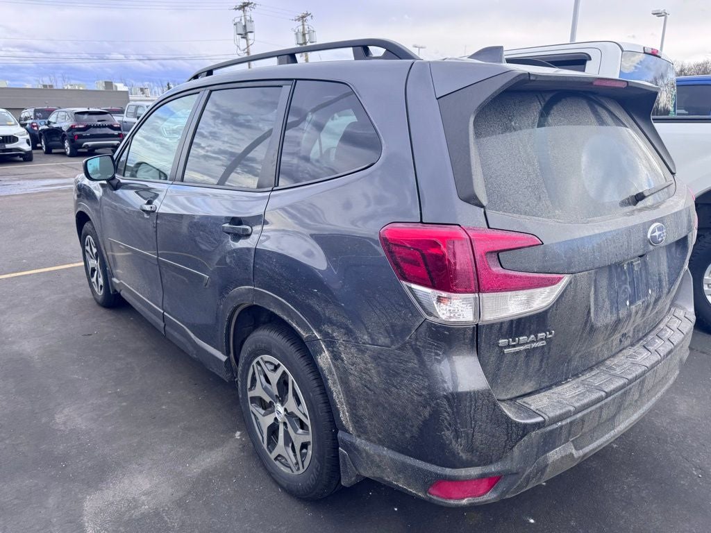 2022 Subaru Forester Premium