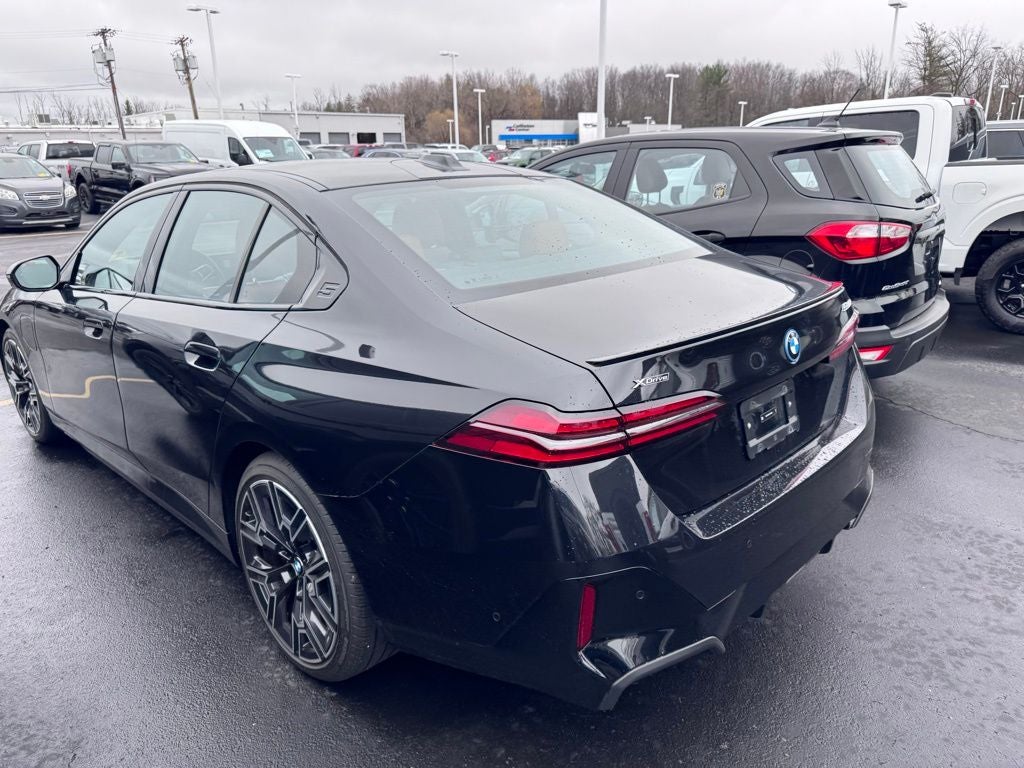 2026 BMW 5 Series 550e xDrive