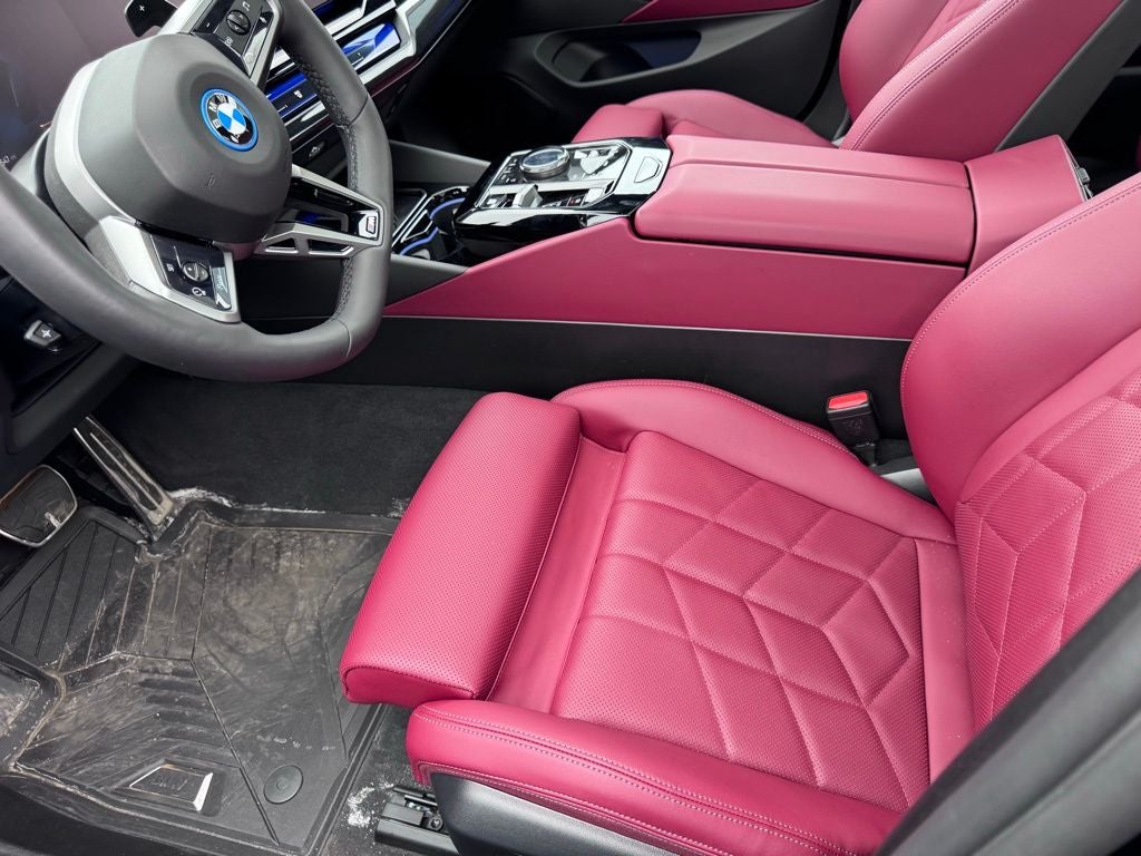 2026 BMW 5 Series 550e xDrive