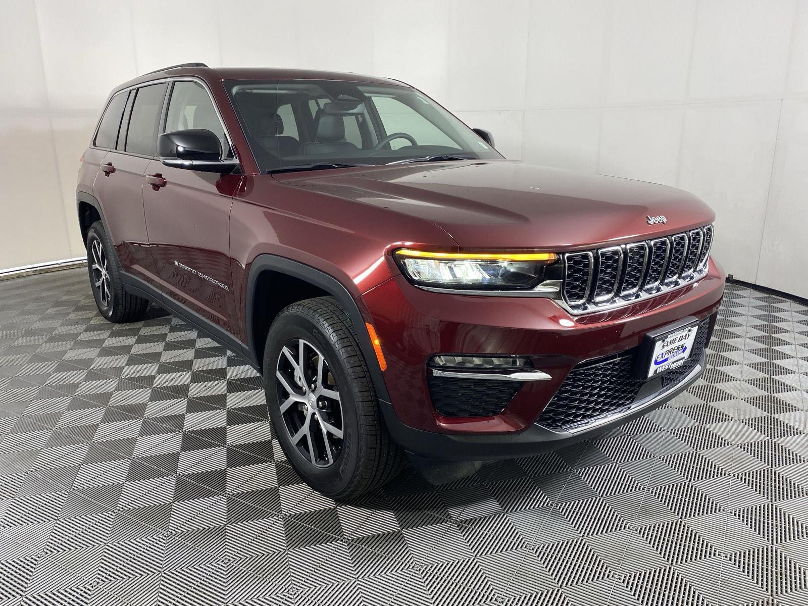 2023 Jeep Grand Cherokee Base