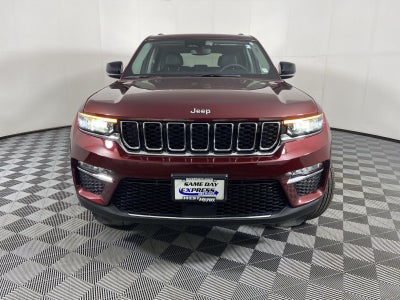2023 Jeep Grand Cherokee Base
