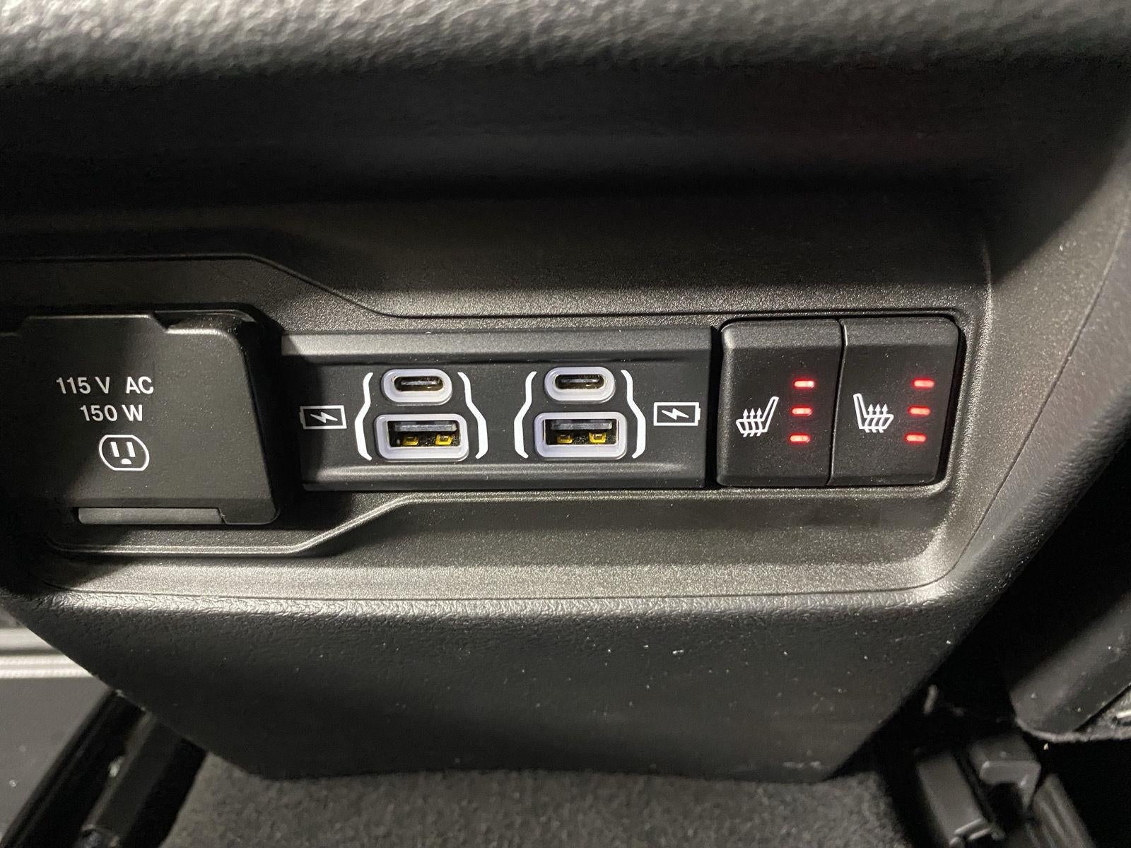 2023 Jeep Grand Cherokee Base