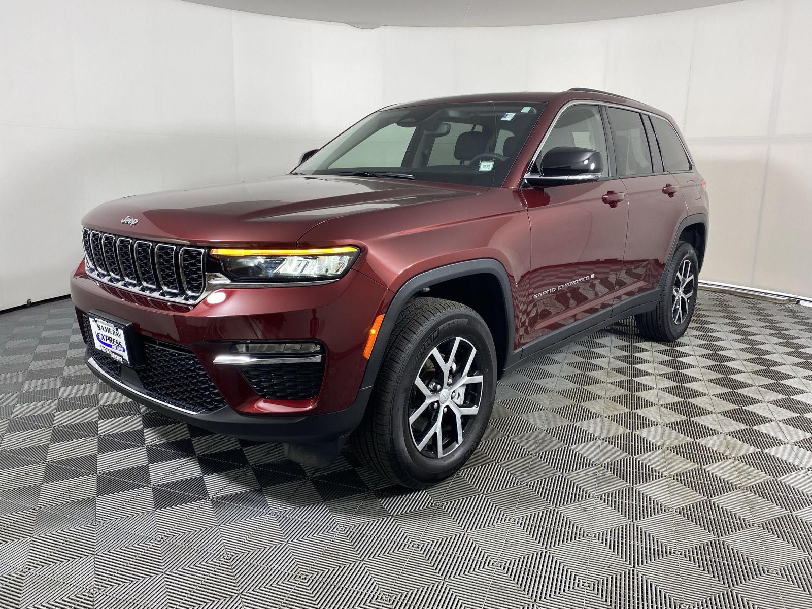 2023 Jeep Grand Cherokee Base