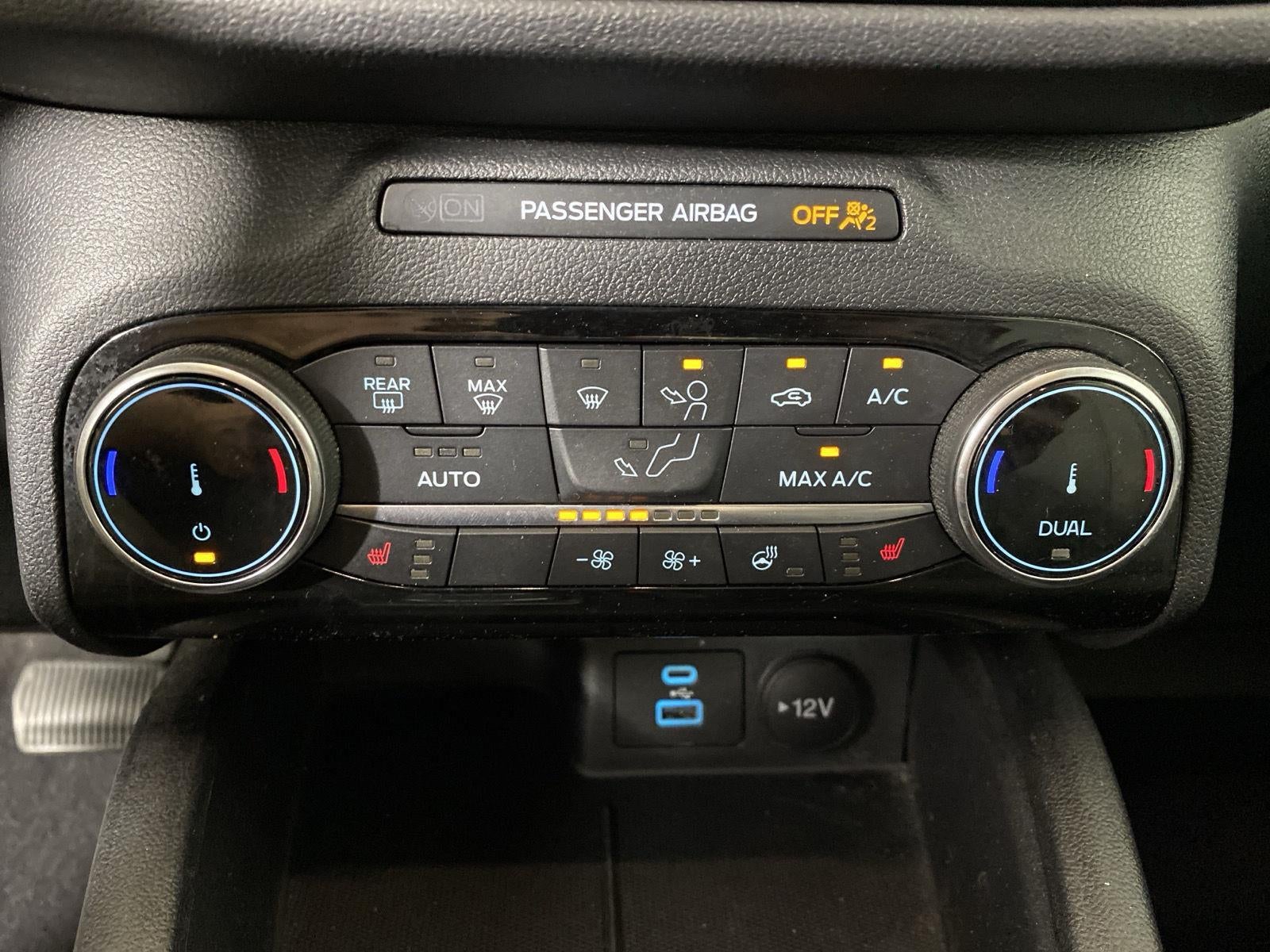 2022 Ford Escape SE Hybrid