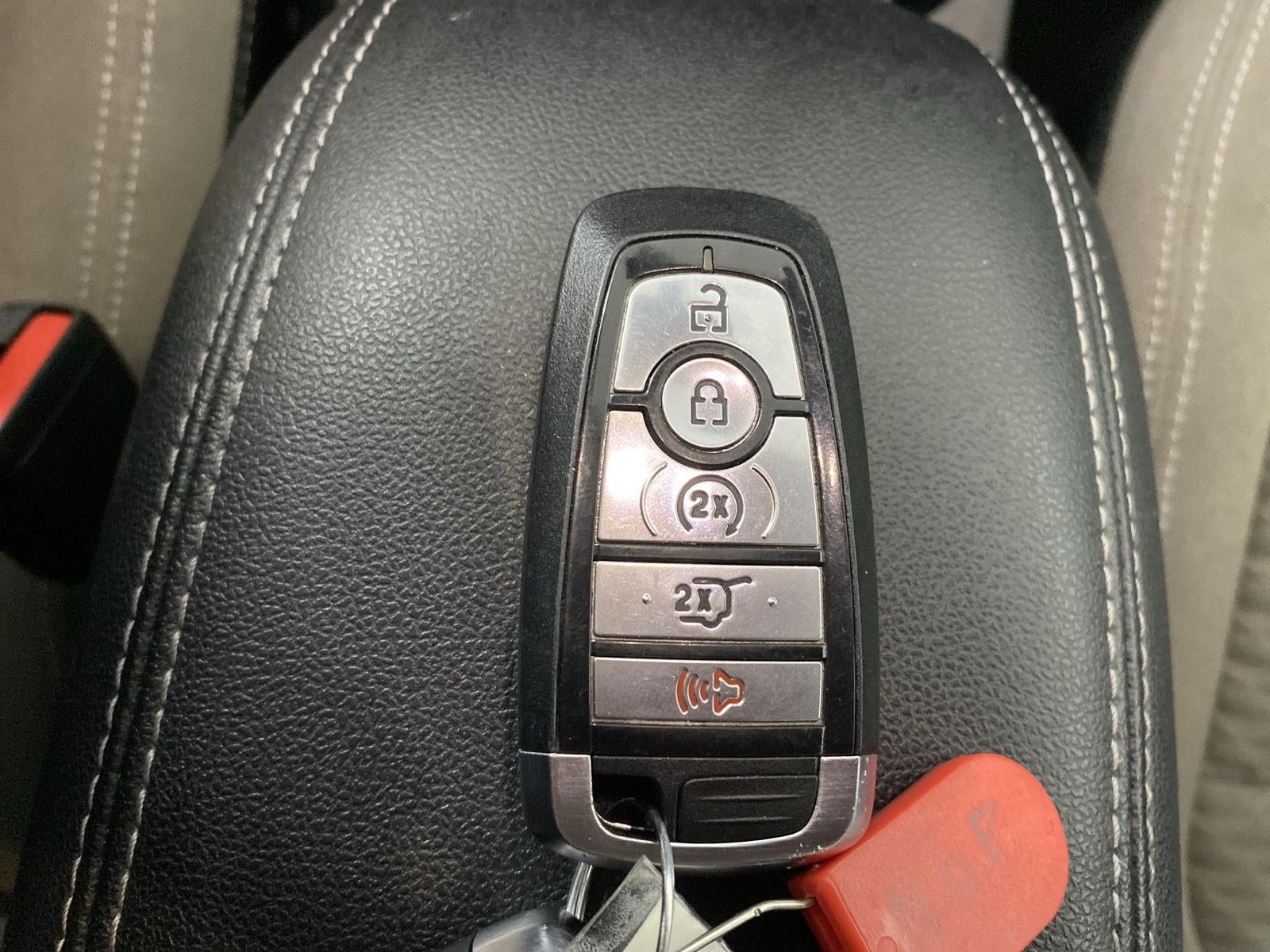 2022 Ford Escape SE Hybrid