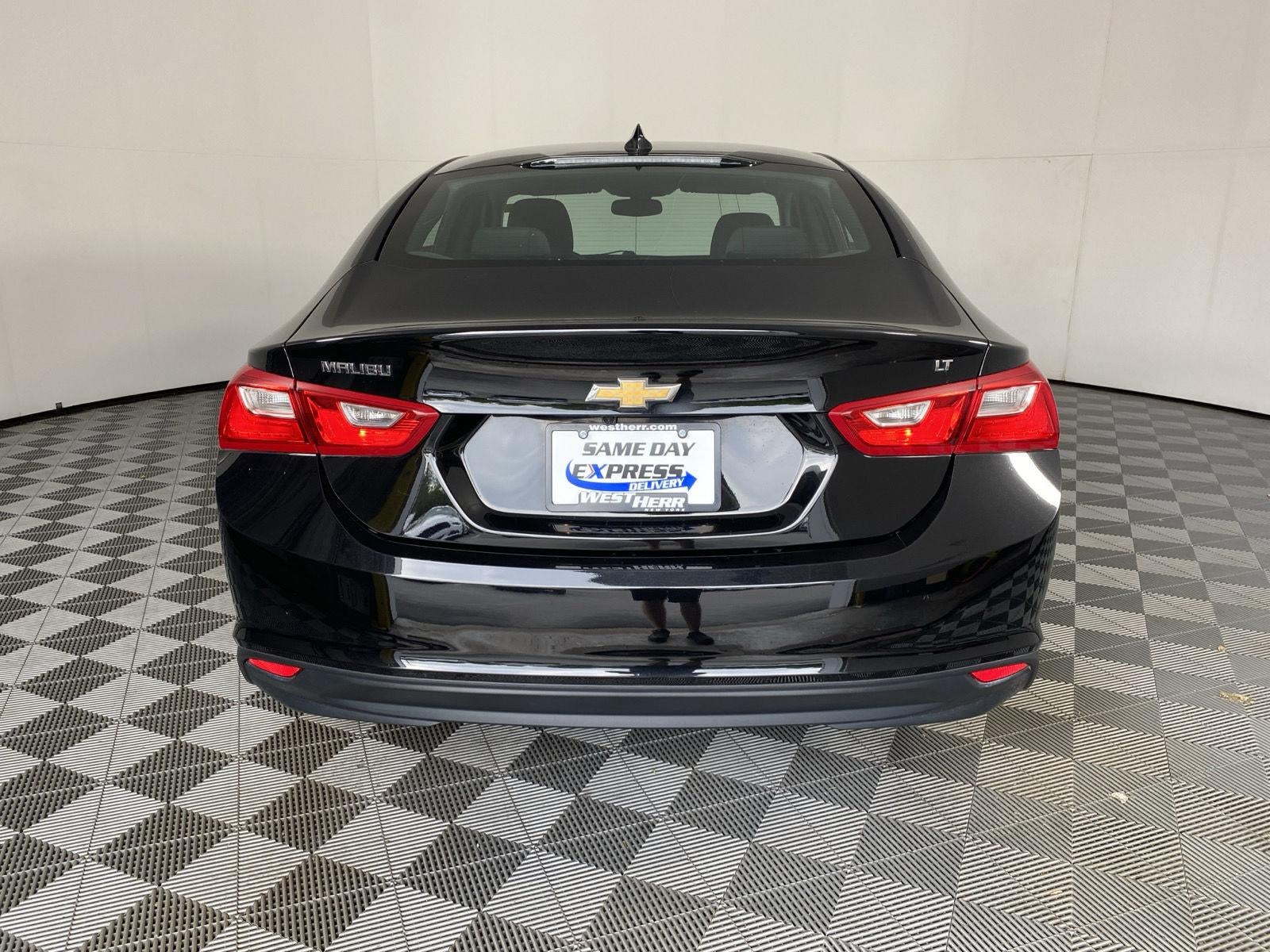 2017 Chevrolet Malibu LT