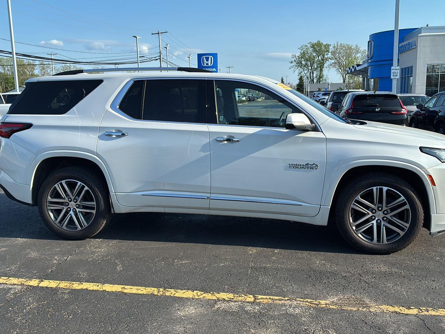2023 Chevrolet Traverse High Country