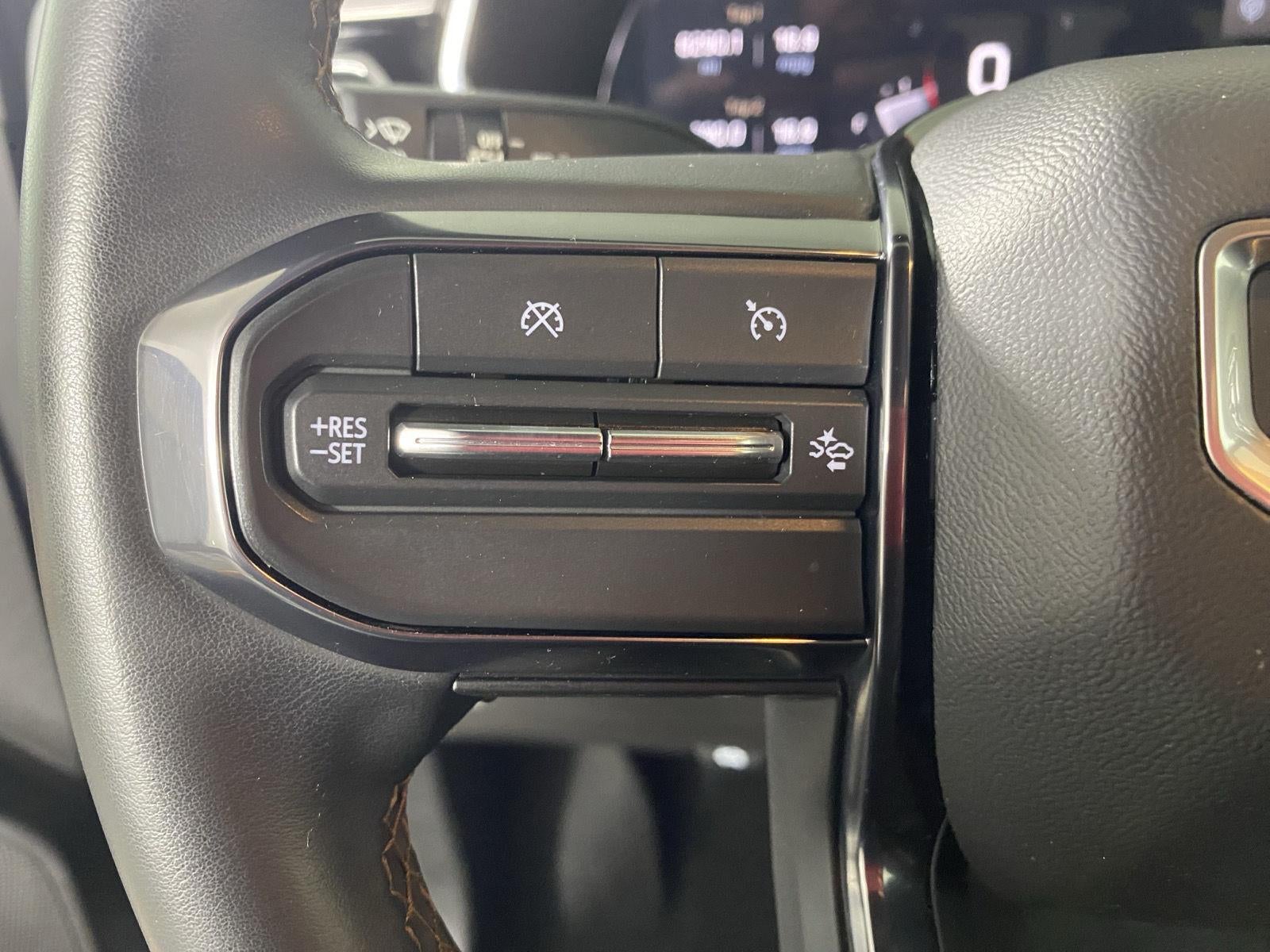 2024 GMC Canyon 4WD AT4