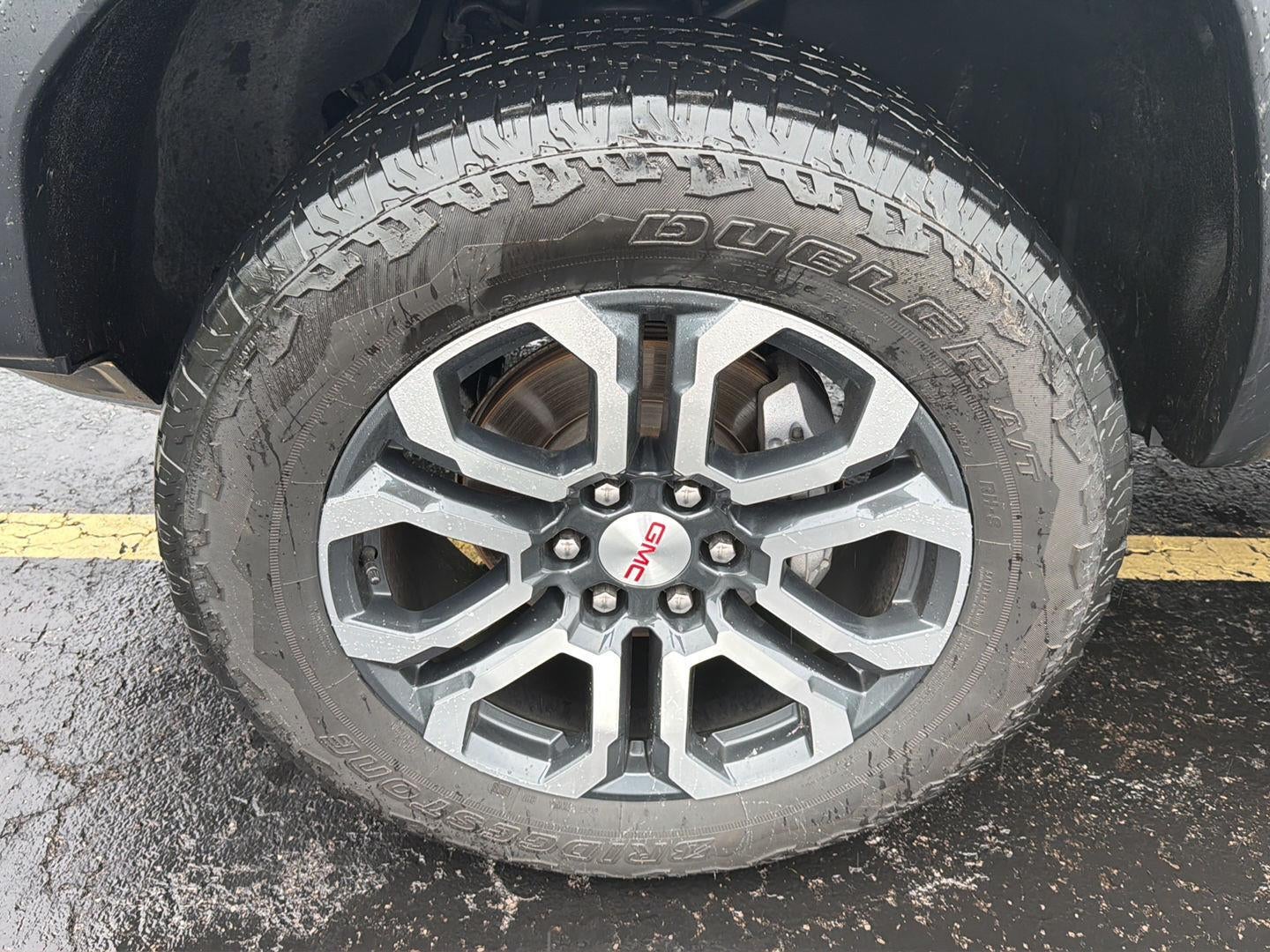 2024 GMC Canyon 4WD AT4