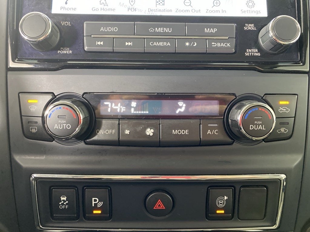 2022 Nissan Titan SV