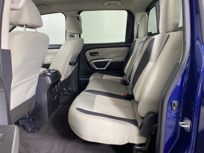 2022 Nissan Titan SV