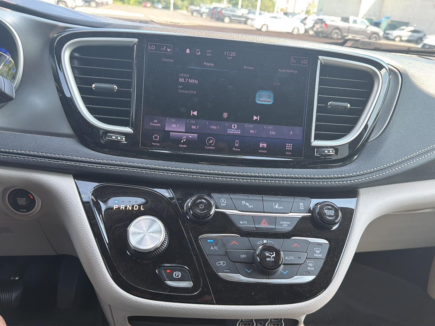 2023 Chrysler Pacifica Touring L