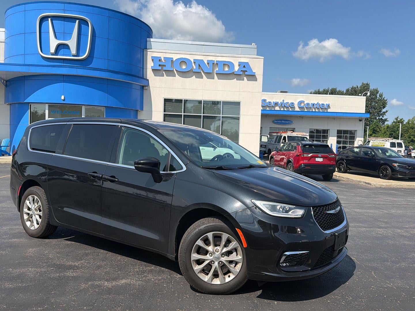 2023 Chrysler Pacifica Touring L