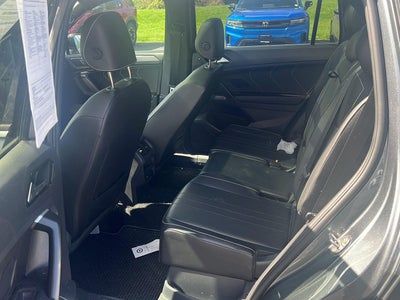 2024 Volkswagen Tiguan SE R-Line Black