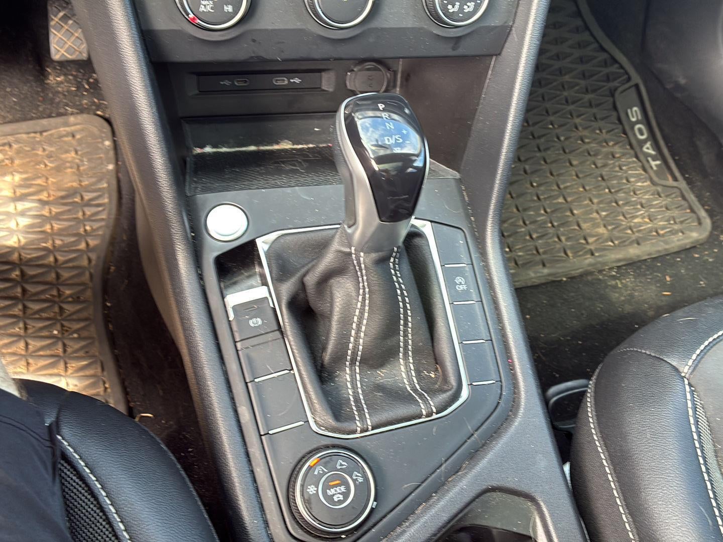 2022 Volkswagen Taos SE